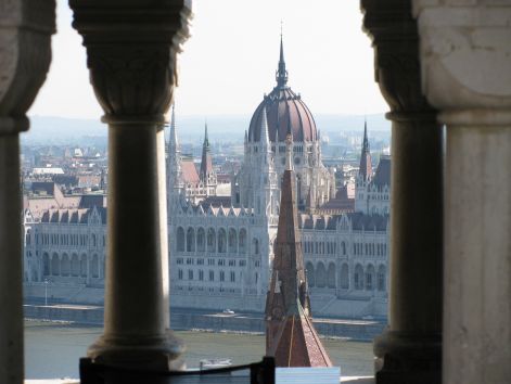 a_parlament.jpg